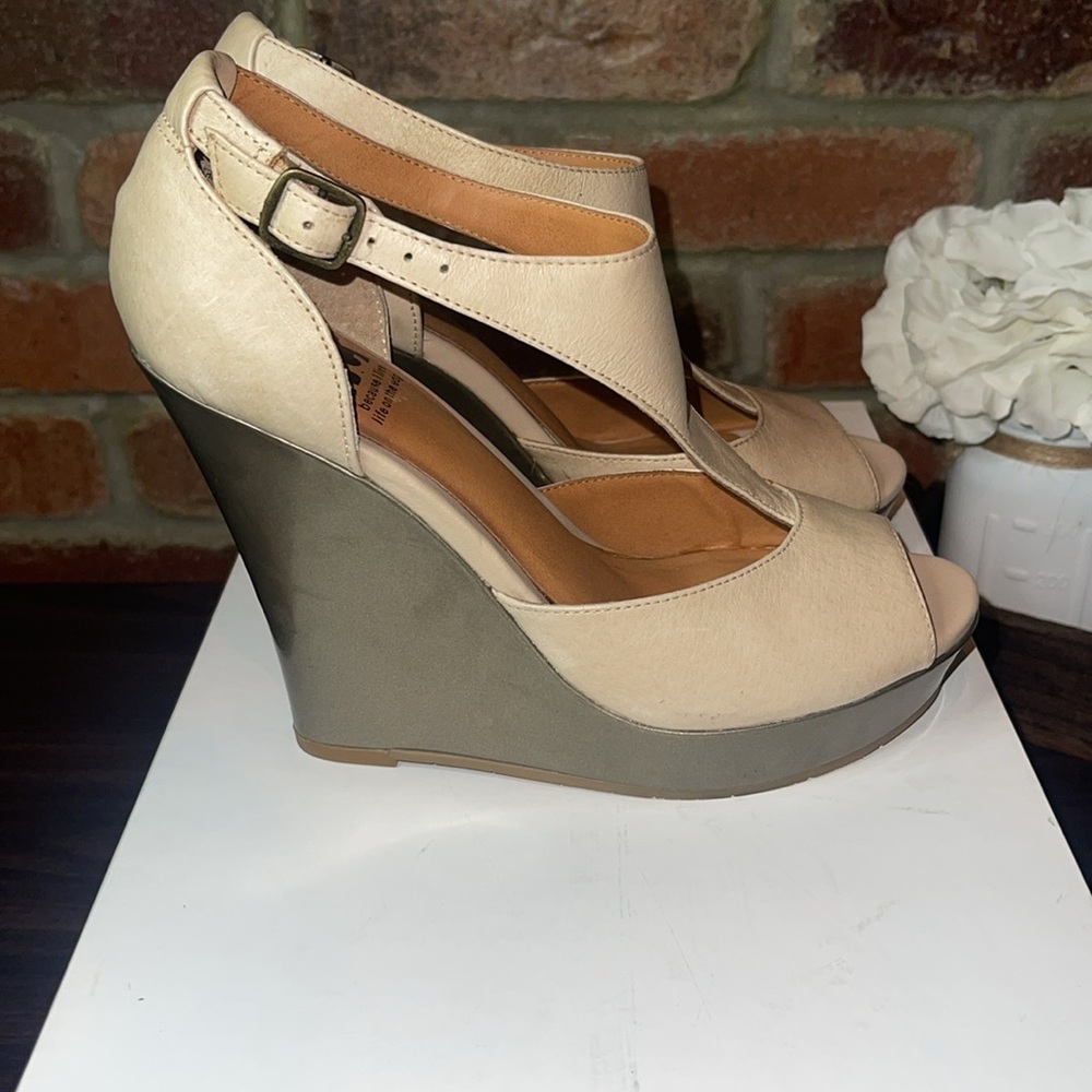 BC Wedges - Picture 2 of 5